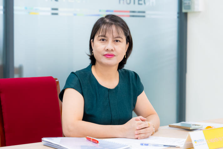 Nghiên cứu sinh ngành Quản trị kinh doanh HUTECH bảo vệ chuyên đề luận án tiến sĩ 27