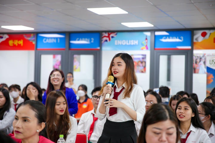 Sinh viên Quản trị Nhà hàng và Nghệ thuật ẩm thực tìm hiểu thực phẩm và đồ uống từ đậu nành 135