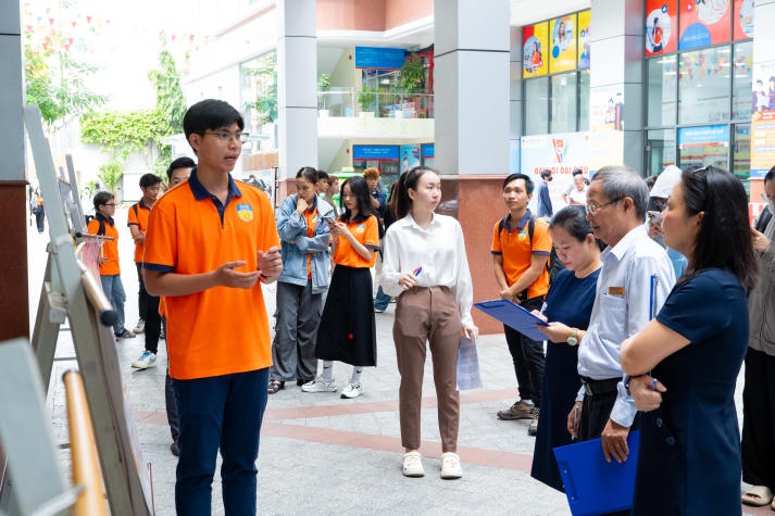 Ấn tượng buổi triển lãm Cuộc thi làm báo tường “Phòng, chống tác hại của thuốc lá điện tử” 215