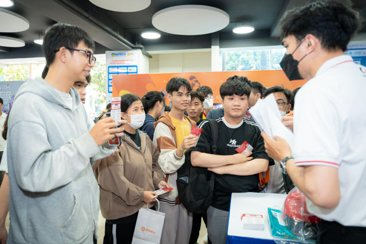 HUTECH IT OPEN DAY 2025 - chuỗi sự kiện vàng cho sinh viên Công nghệ thông tin sắp bùng nổ 26