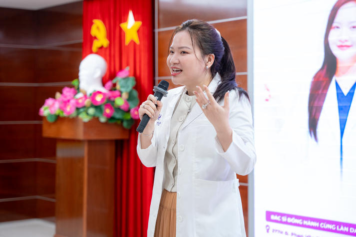 Sinh viên HUTECH học cách chăm sóc sức khỏe khoa học cùng chuyên gia để học tập hiệu quả và tự tin 46