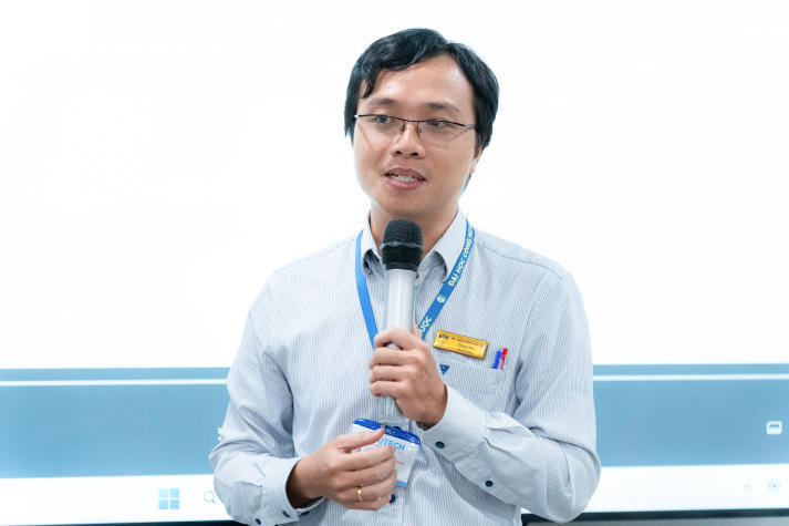 HUTECH PharmaCom Tour: Sinh viên Khoa Dược “chạm ngõ” hệ thống nhà thuốc hiện đại Pharmacity 87