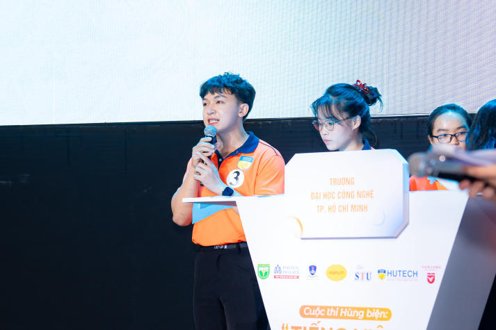 Sinh viên HUTECH tỏa sáng tại Cuộc thi Hùng biện tiếng Việt Khối thi đua 21 năm học 2024-2025 80