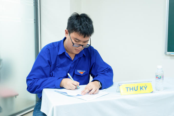 Đoàn Khoa Tiếng Anh kiện toàn nhân sự, tiếp sức cho nhiệm kỳ 2025-2027 28