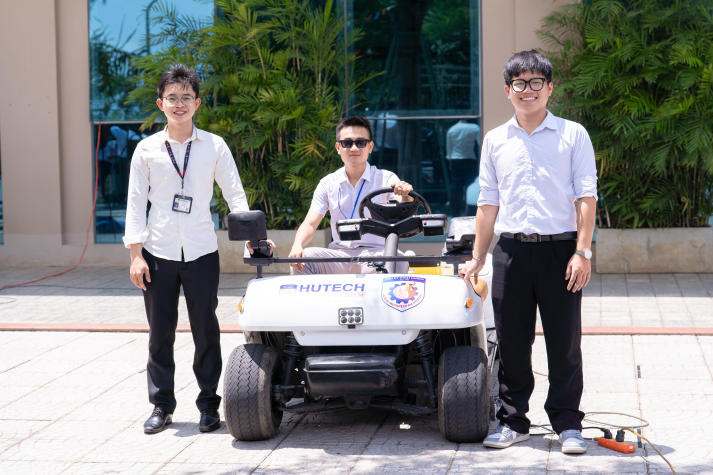 HUTECH TECHSHOW 2025: Nearly 3,000 open job opportunities, 370 graduation projects on display 128