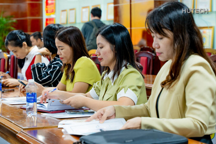 Thầy cô HUTECH lên đường thực hiện nhiệm vụ kiểm tra công tác coi thi tốt nghiệp THPT năm 2025 tại Bà Rịa - Vũng Tàu 31
