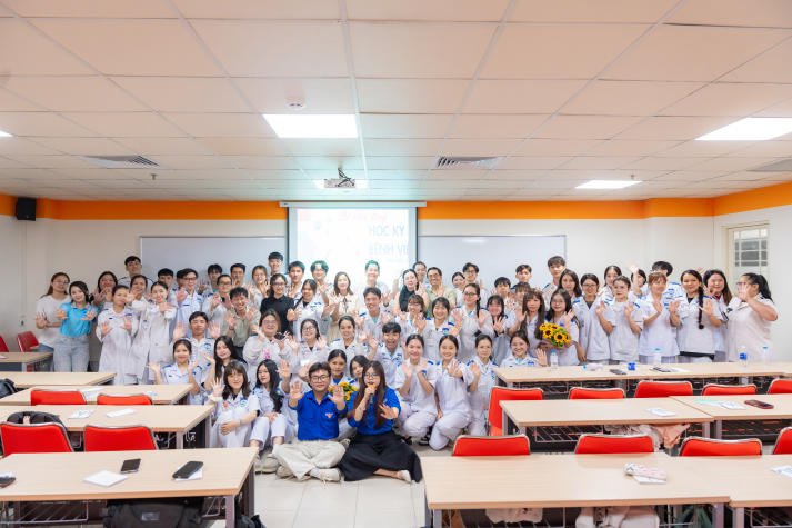 Sinh viên Điều dưỡng - Kỹ thuật y học sẵn sàng bước vào học kỳ bệnh viện 8