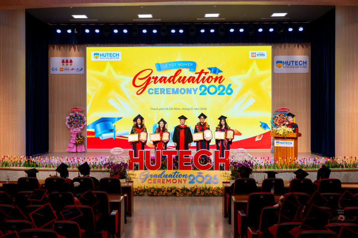 HUTECH vinh danh Tân Cử nhân, Tân Dược sĩ tại Lễ trao bằng tốt nghiệp 25