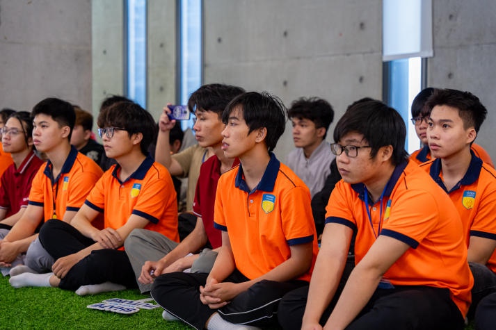 Khám phá môi trường làm việc tại Công ty công nghệ Hybrid Technologies cùng sinh viên Viện Đào tạo Quốc tế HUTECH 78