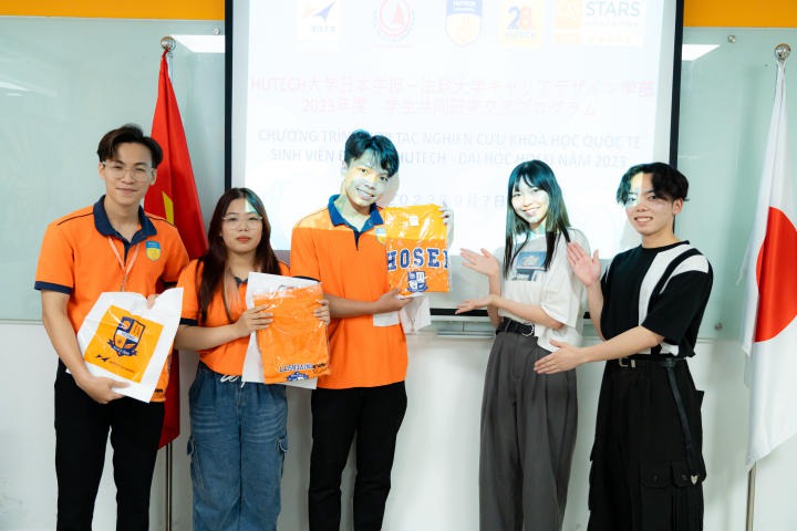 Khoa Nhật Bản học HUTECH hợp tác Nghiên cứu Khoa học Quốc tế cấp sinh viên với Đại học Hosei (Nhật Bản) 63
