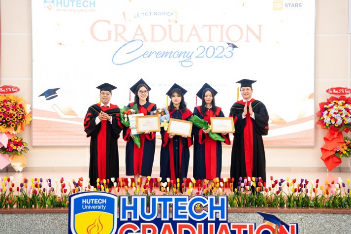 [Video] Lễ Trao bằng tốt nghiệp tháng 12/2023: Tự hào về HUTECH và sẽ khiến cho HUTECH cũng tự hào 83