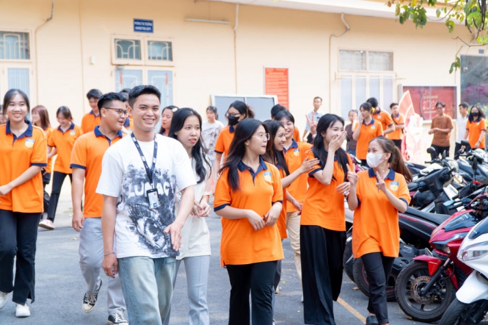 Sinh viên Khoa Tài chính - Thương mại HUTECH tham quan Công ty CP Việt Nam Kỹ nghệ Súc sản VISSAN 111
