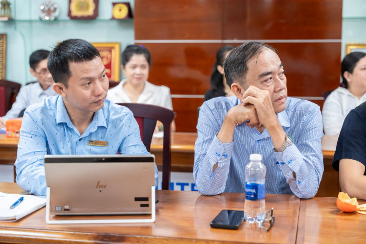 “Bắt trend” dạy - học tiếng Anh không chuyên: HUTECH sẵn sàng cho giáo trình Voices từ 2026 36