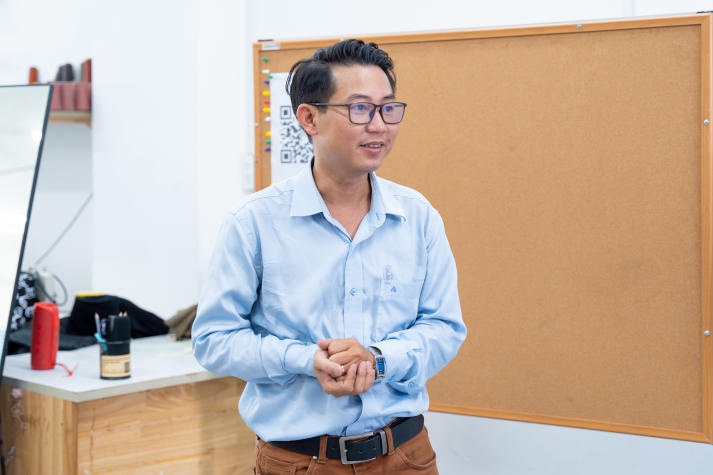 Sinh viên ngành Thương mại điện tử tìm hiểu thị trường thực tiễn tại Công ty AKUBA 23