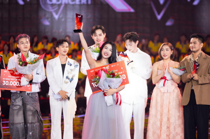 Huỳnh Thị Thắm - Nữ sinh HUTECH bứt phá giành Quán quân TRẺ Concert mùa đầu tiên 33