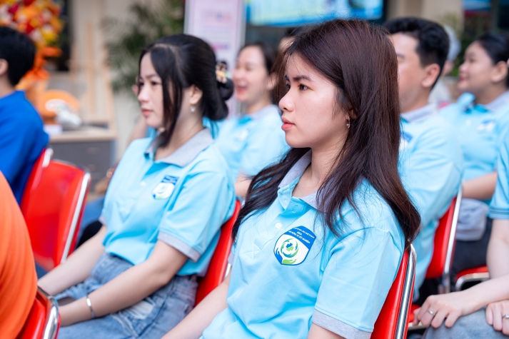Sắc màu Khoa học sức khỏe bùng nổ tại HUTECH’s Health Festival 2025 25