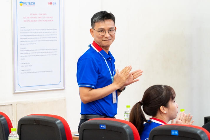[Video] CEO Nguyễn Quốc Kỳ kể chuyện chinh phục ước mơ cùng sinh viên HUTECH 173