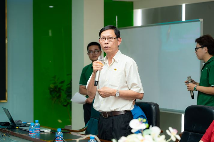 Sinh viên Viện Kỹ thuật khám phá “nhịp đập” sản xuất tại Nhựa Tiền Phong phía Nam 32