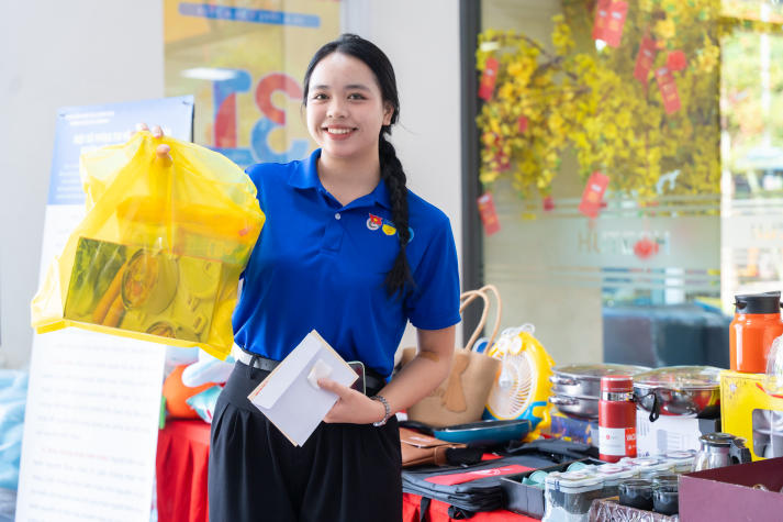 Sau 10 ngày ra quân, chiến sĩ HUTECH phủ xanh các mặt trận bằng những phần việc thiết thực 153