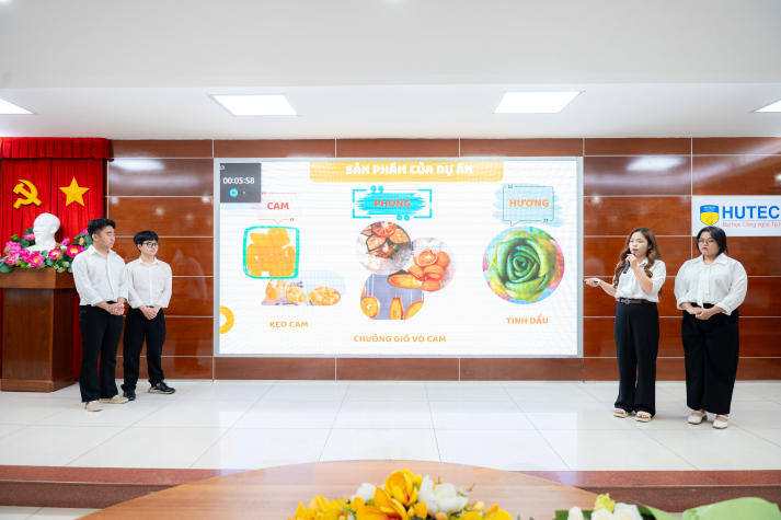 Khi ý tưởng được thử lửa: 16 dự án của sinh viên Khoa Quản trị kinh doanh bước vào vòng góp ý khởi nghiệp 119