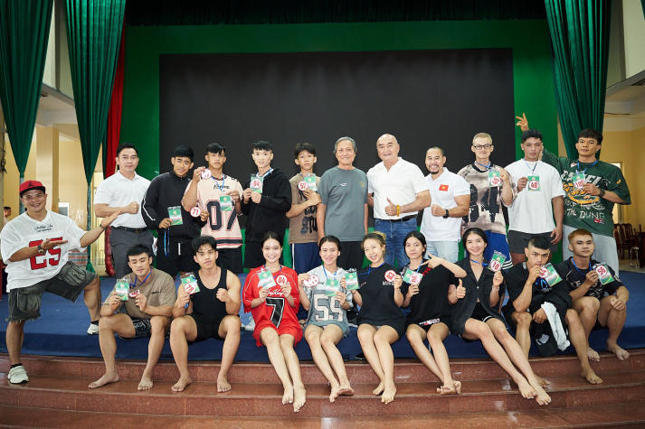 Hai sinh viên HUTECH “rinh” Huy chương Bạc tại Giải Vô địch Thể hình Trẻ Quốc gia năm 2025 11