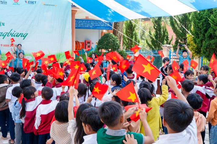 “Trăng sáng Langbiang” mang mùa Trung thu ấm áp đến học sinh Đà Lạt 22