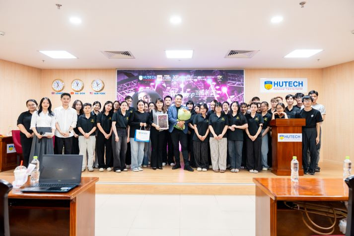 Sinh viên Quản trị sự kiện HUTECH học bí quyết “Cần xếp gì vào Concept?” cùng đạo diễn Loki Vũ 112