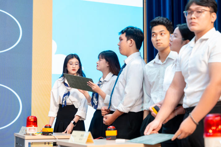 Thử sức cùng HRM Challenge, sinh viên HUTECH làm chủ kỹ năng nhân sự trong kỷ nguyên số 85