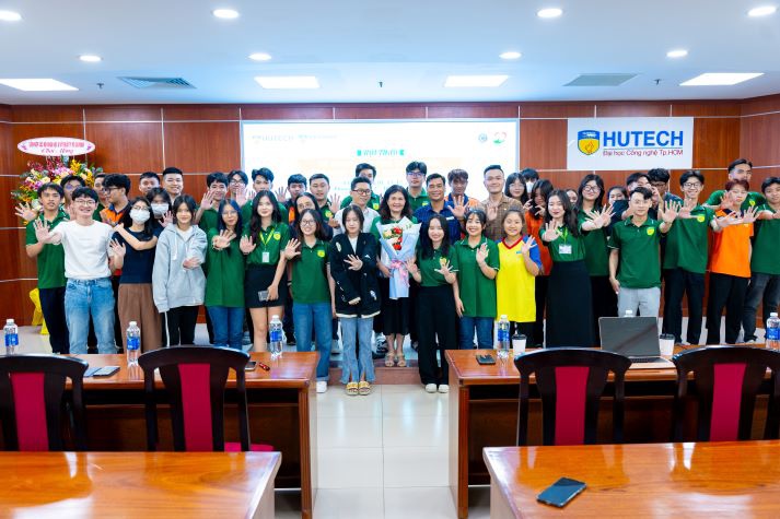Sinh viên ngành Quản lý tài nguyên và môi trường HUTECH tích luỹ kinh nghiệm về sử dụng hiệu quả tài nguyên, nhãn sinh thái và thiết kế bền vững 88