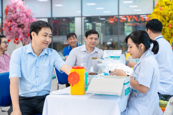 HUTECH đồng hành chăm sóc sức khỏe CB-GV-NV qua đợt khám định kỳ 2026 35