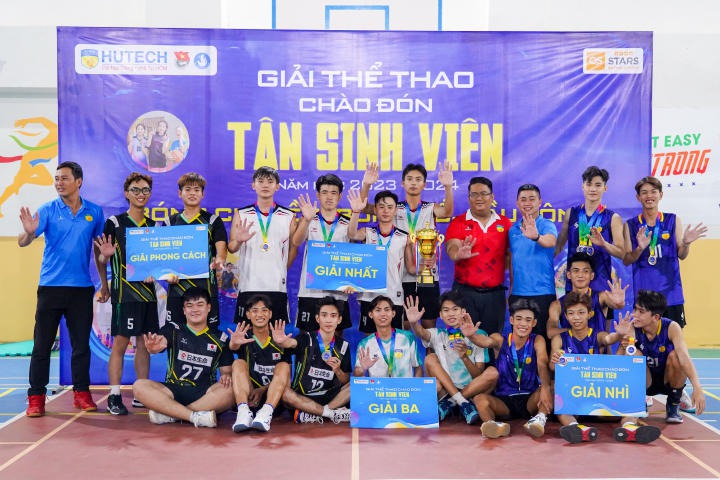 [Giải Thể thao Chào đón Tân Sinh viên] Team Cừu chiến đăng quang ngôi vô địch nội dung Bóng chuyền nam 74