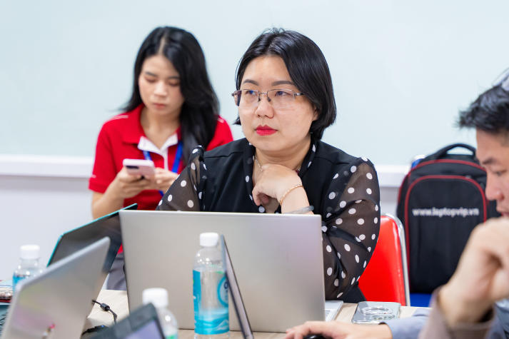 Giảng viên HUTECH tăng cường kinh nghiệm giảng dạy học phần Tư duy thiết kế dự án 52