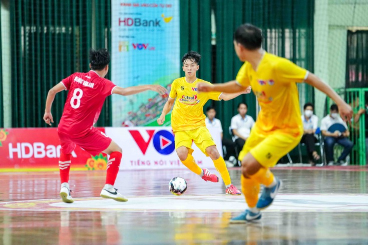 Đội tuyển Futsal HUTECH giành ngôi Á quân Giải Futsal Sinh viên đồng hành TP.HCM 2022 43