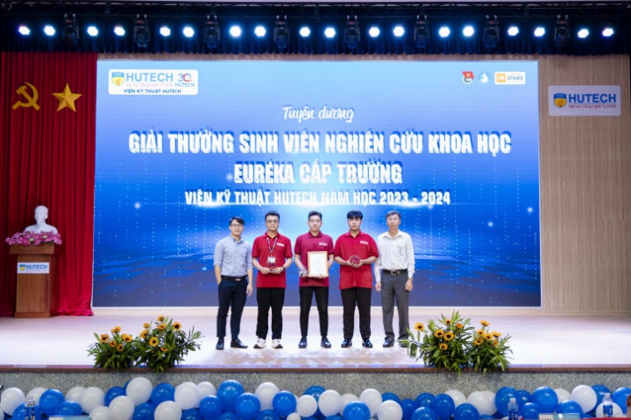 Viện Kỹ thuật tổng kết và phát động phong trào sinh viên năm học 2024-2025 76