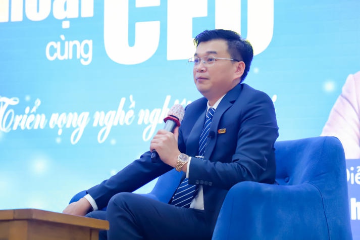 “Sếp lớn” đến tận trường truyền bí kíp nghề nghiệp: đặc quyền của sinh viên HUTECH 72