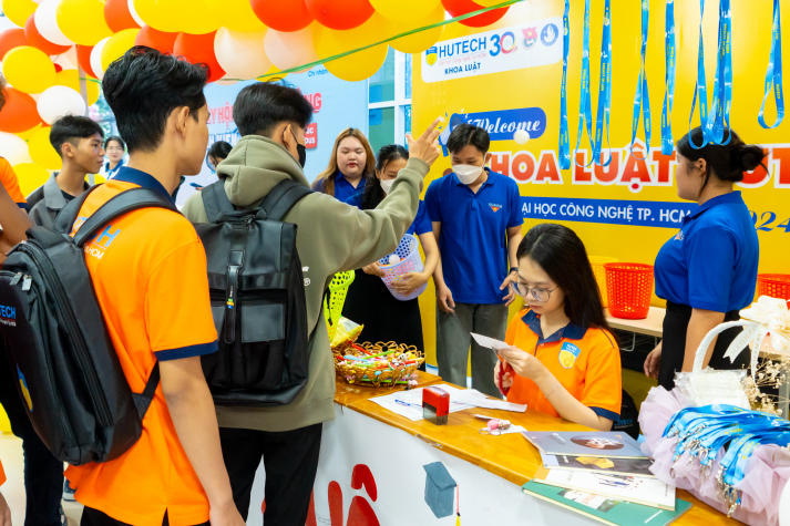 [Video] Hẹn gặp HUTECH-ers tại Ngày hội Truyền thống Sinh viên Thu Duc Campus “NEWBIES SAY HI!” 39