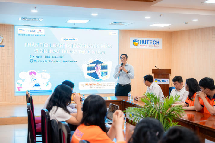 Sinh viên Viện Khoa học Ứng dụng trang bị kỹ năng nhận diện các tác nhân vi sinh gây hại trong chuỗi cung ứng thực phẩm 25