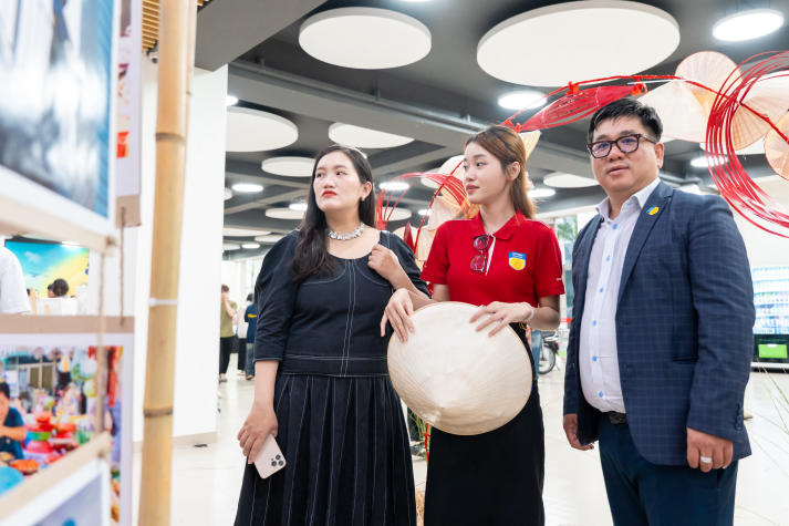 [Video] Sài Gòn đa sắc qua lăng kính Deep Zoom - Sáng tạo của sinh viên ngành Quan hệ công chúng HUTECH 228