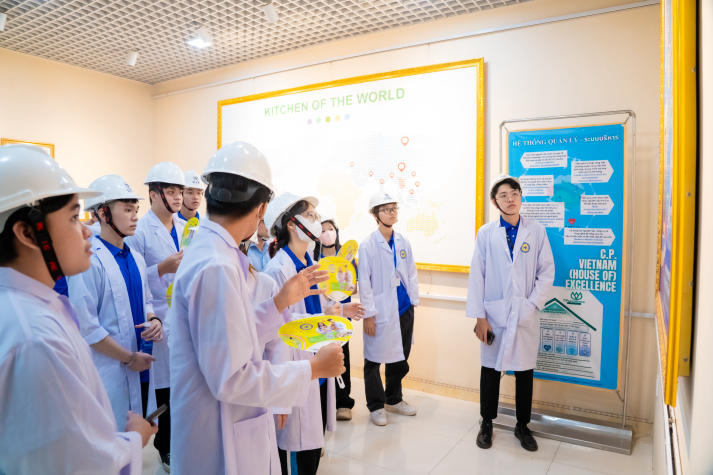 [Video] Sinh viên HUTECH học được gì từ những chuyến tham quan thực tế doanh nghiệp? 28