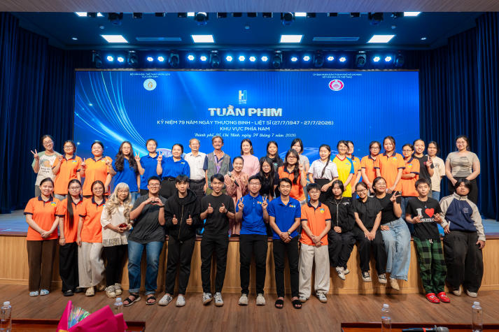 Sinh viên Khoa Truyền thông - Thiết kế “chạm” lịch sử qua bộ phim "Chị Tư Hậu" 82