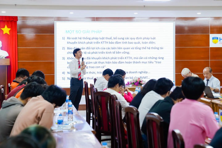 A lot of helpful information was made available during the scientific conference "Laws of the circular economy in Vietnam today." 125