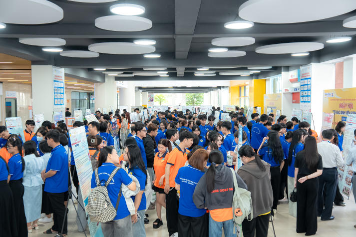 Gần 70 đội thi khởi động sân chơi học thuật sáng tạo “Thiết kế mô hình cơ thể học Thú y” lần IV - năm 2026 104