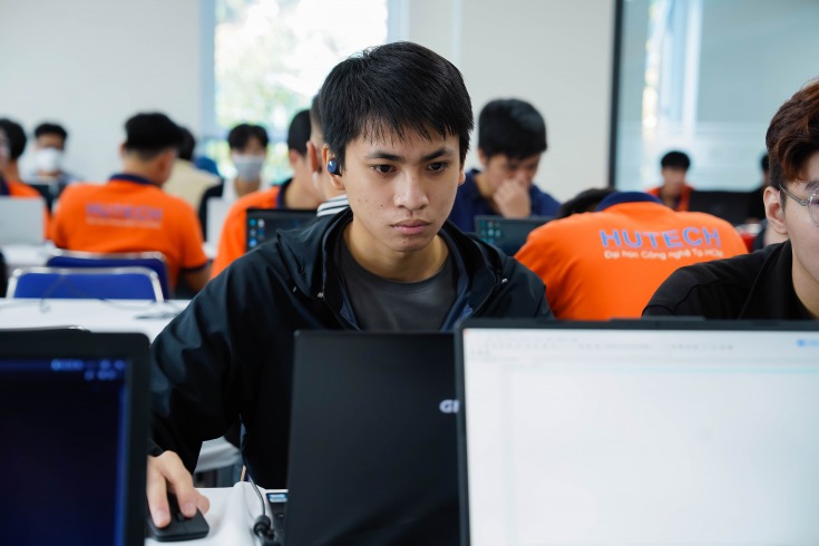 Khoa Công nghệ thông tin tổ chức cuộc thi “Ươm mầm tài năng IT”, Hội nghị tổng kết và phát động phong trào sinh viên năm học 2022-2023 30