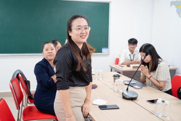 Sinh viên Khoa Hàn Quốc học thích thú “Đối mặt với AI - Tương lai của nghề biên phiên dịch” 41