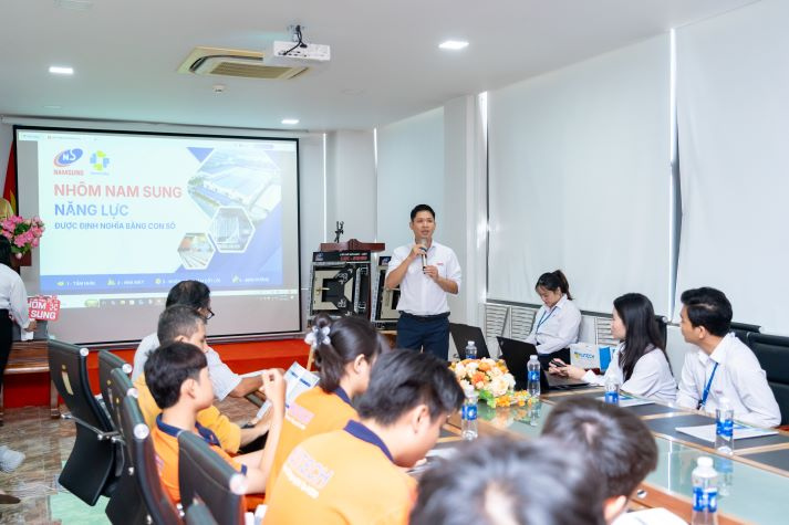 Sinh viên Kiến trúc khám phá bài toán tổ chức không gian sản xuất tại Nhà máy Nhôm Nam Sung 46