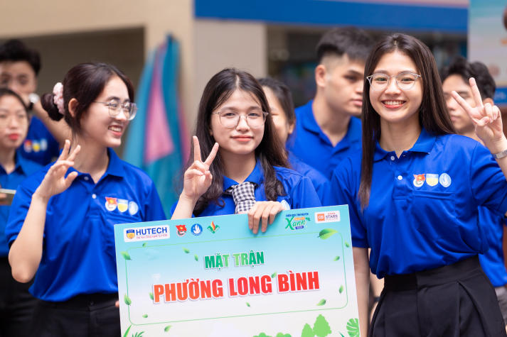 Lễ ra quân Mùa hè xanh HUTECH 2025: Sắc áo xanh tình nguyện vì cộng đồng 78