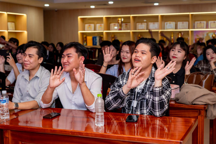 Bùng nổ tài năng sinh viên tại vòng Sơ khảo Gala Văn nghệ Viện Kỹ thuật 79