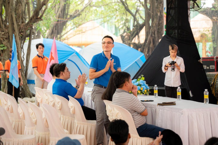 Hội trại AMAZING HUTECH 2023 chính thức khai mạc, sinh viên bật mood “chơi hết sức, quẩy hết mình” 50