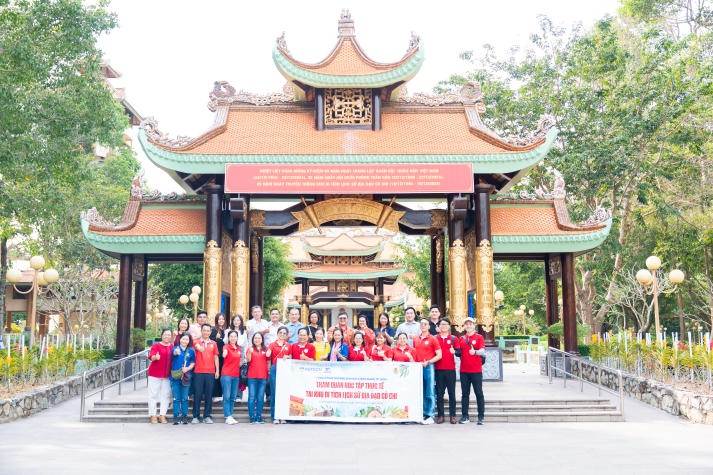 Khối thi đua 12 Liên đoàn Lao động TP.HCM nâng cao kỹ năng tổ chức hoạt động công đoàn năm học 2024-2025 tại HUTECH 79