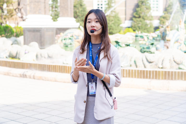 Học kể câu chuyện thương hiệu từ di sản: Sinh viên HUTECH trải nghiệm thực tế tại Gốm sứ Minh Long 31